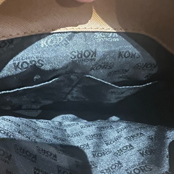 MICHAEL KORS Jet Set Brown Leather Snap Pocket Nylon Tote & wallet - Picture 8 of 12